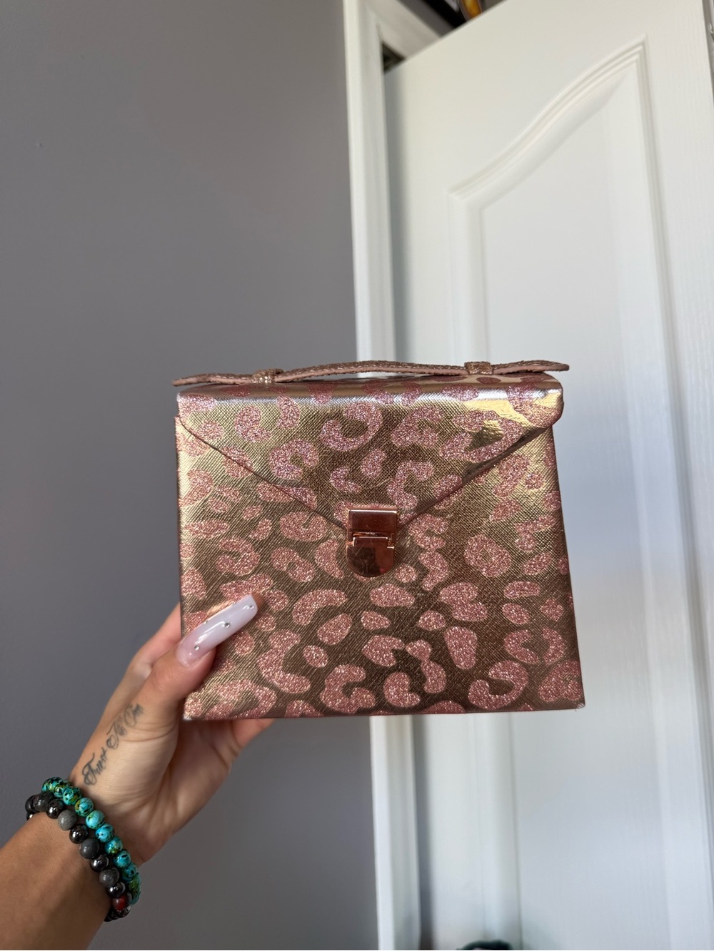 Travel jewelry case organizer
